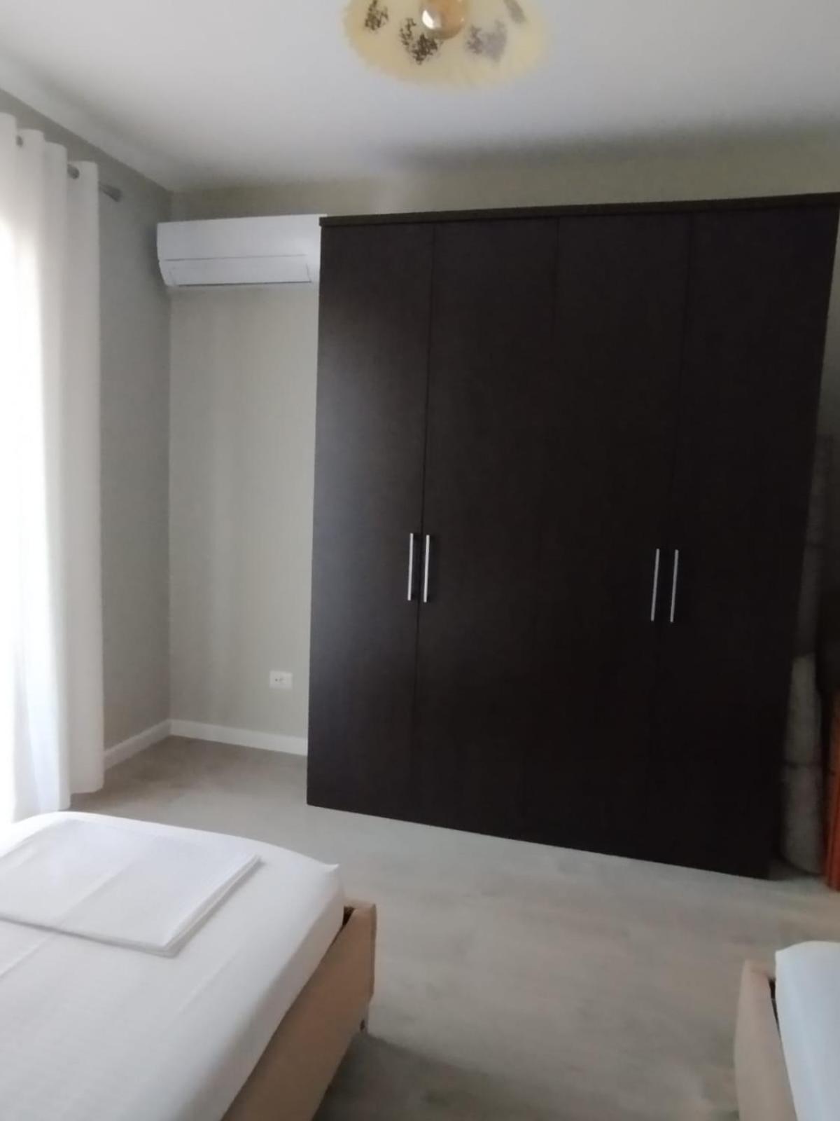 Leatis Apartment ดูร์เรส ภายนอก รูปภาพ