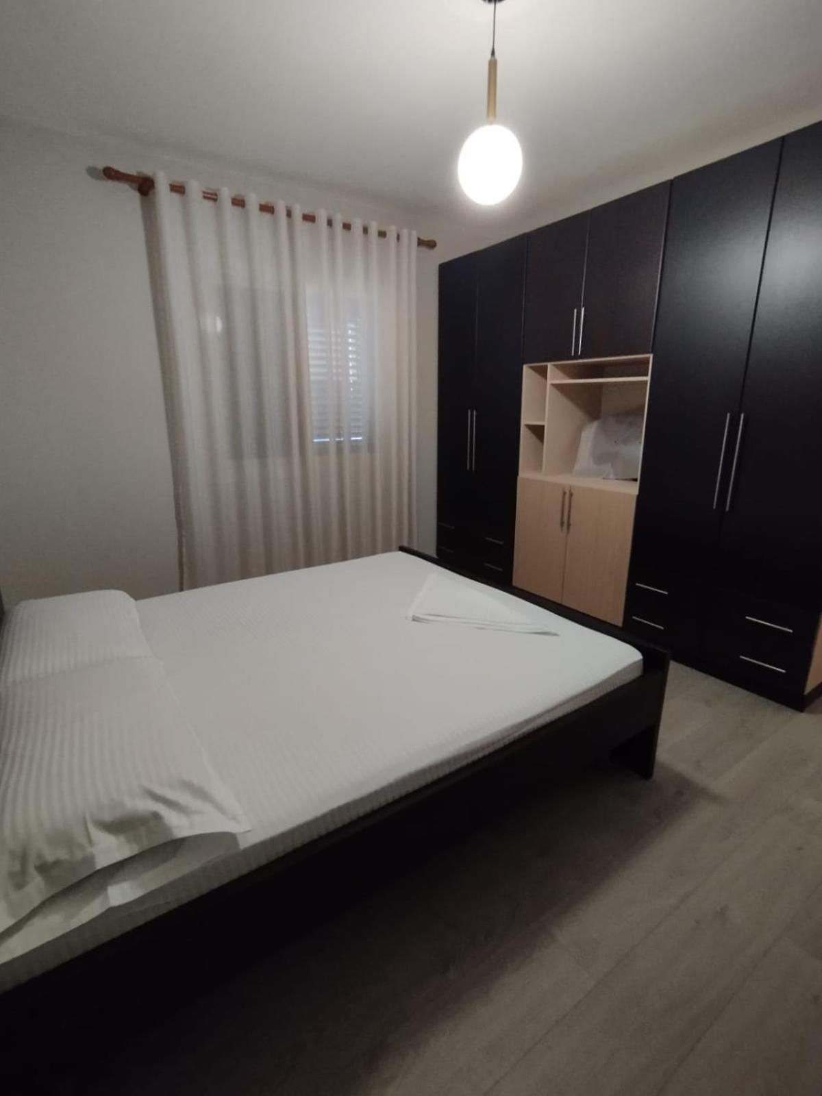 Leatis Apartment ดูร์เรส ภายนอก รูปภาพ