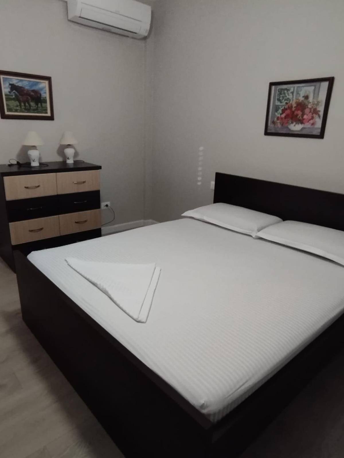 Leatis Apartment ดูร์เรส ภายนอก รูปภาพ