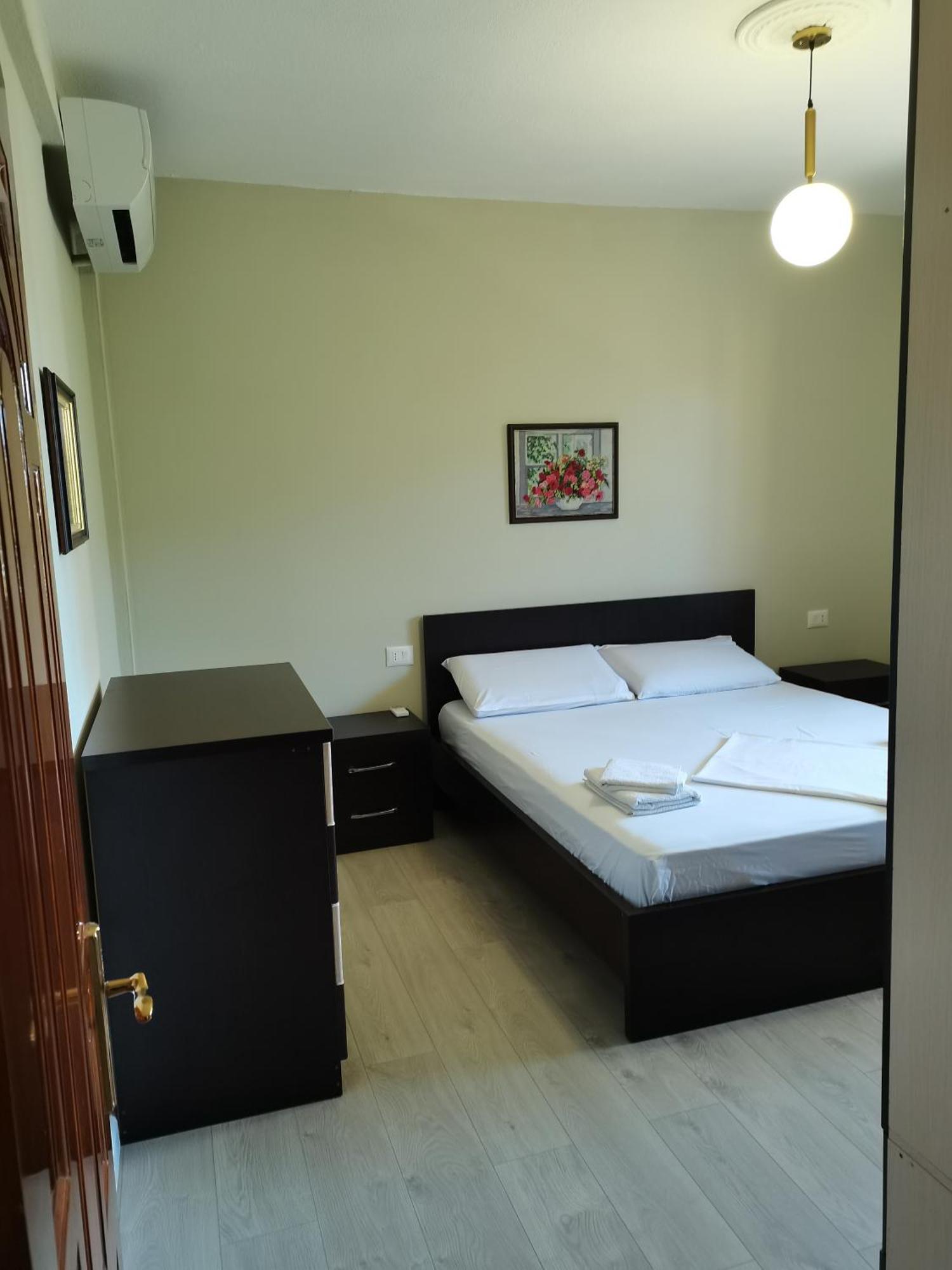 Leatis Apartment ดูร์เรส ภายนอก รูปภาพ